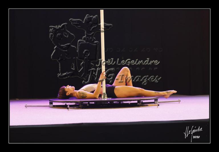 20-02-15_danseBarre cadreweb 01